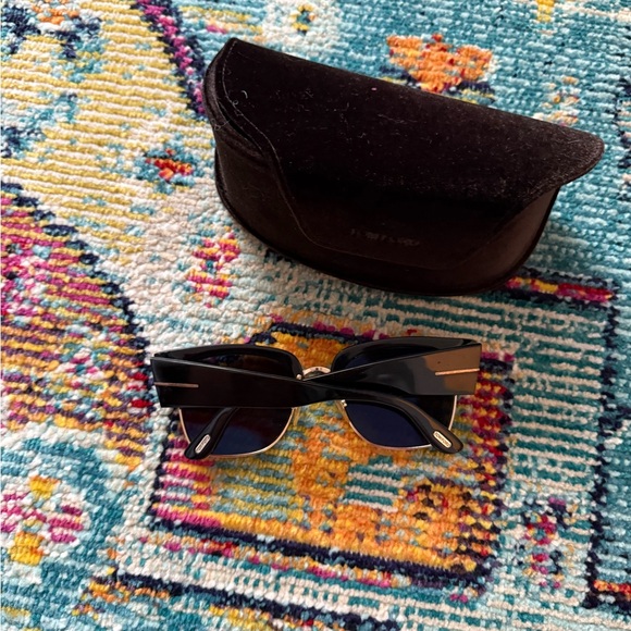 Tom Ford Sunglasses - Picture 6 of 12